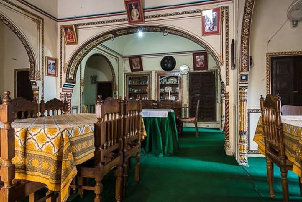 Narayan Niwas Castle Hotel Ramgarh Shekhawati Bagian luar foto